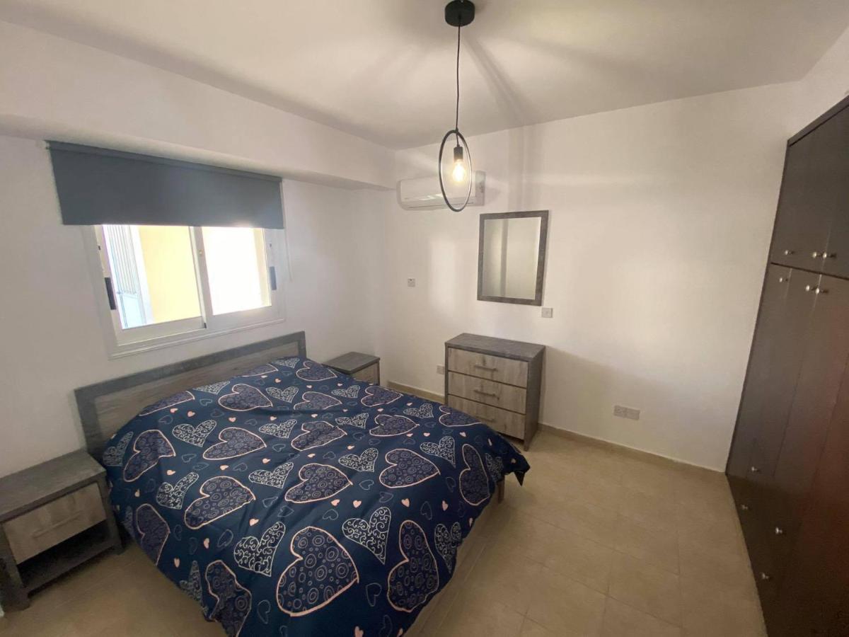 Cosy Apartment In Kato Paphos With Pool Access Exterior foto